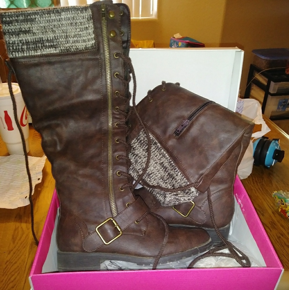 Women's shoes